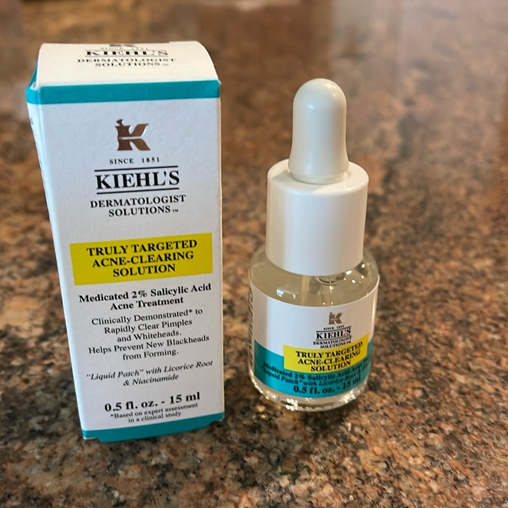 Truly Targeted Acne-Clearing Pimple Patch with Salicylic Acid. New in box.